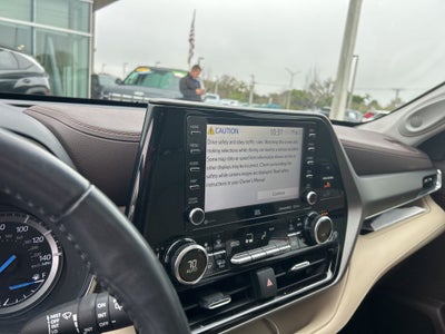 2021 Toyota Highlander Hybrid Limited