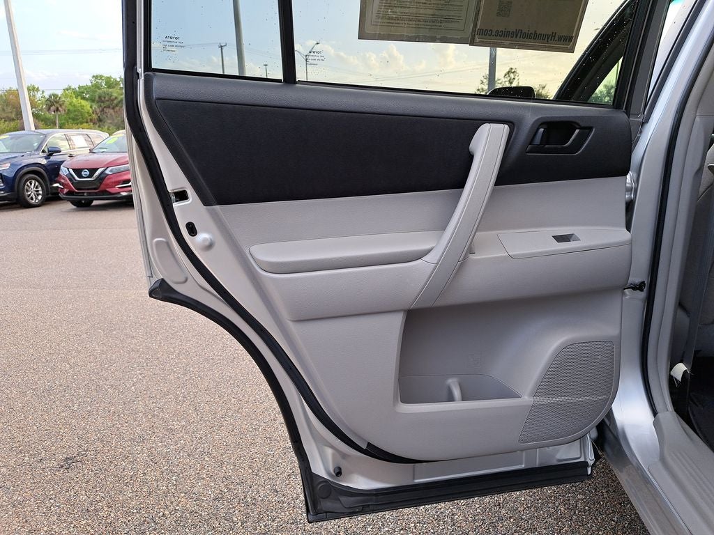 2012 Toyota Highlander Base