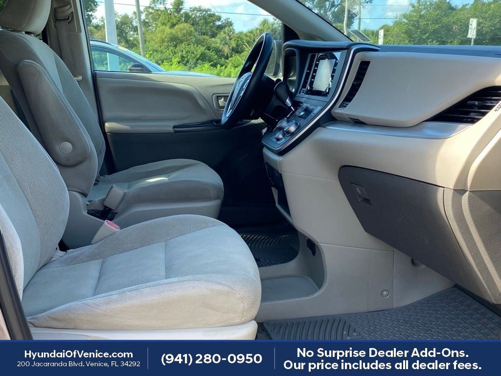 2020 Toyota Sienna L 7 Passenger
