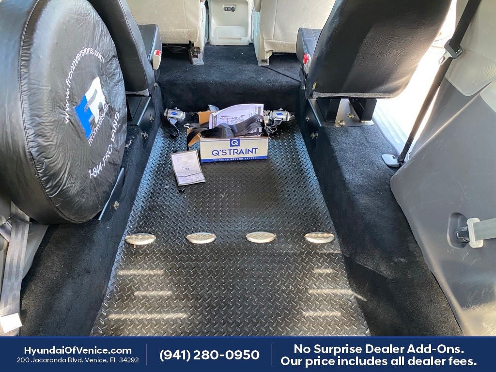 2020 Toyota Sienna L 7 Passenger