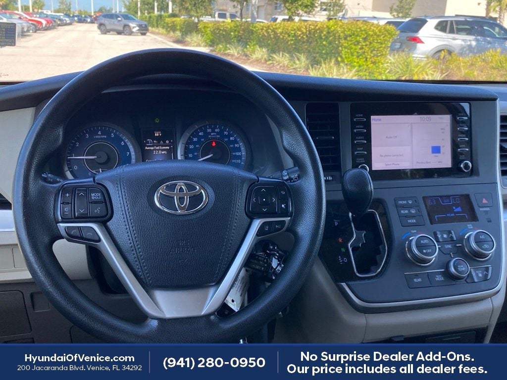 2020 Toyota Sienna L 7 Passenger