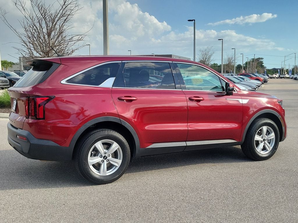 2022 Kia Sorento LX