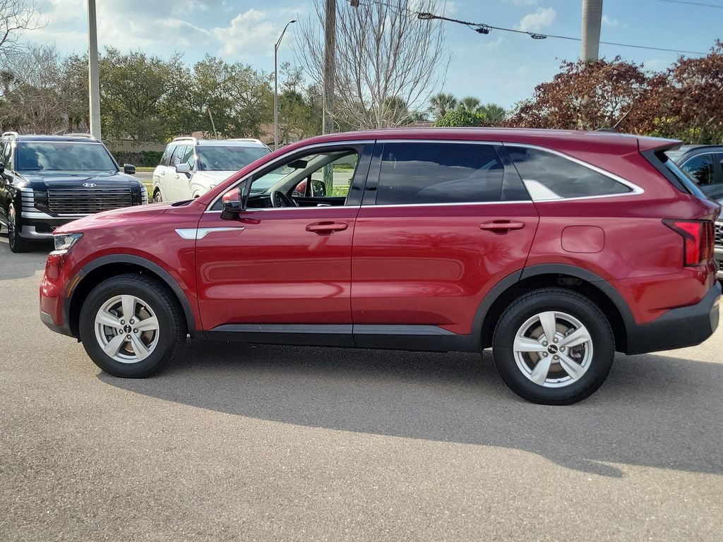 2022 Kia Sorento LX