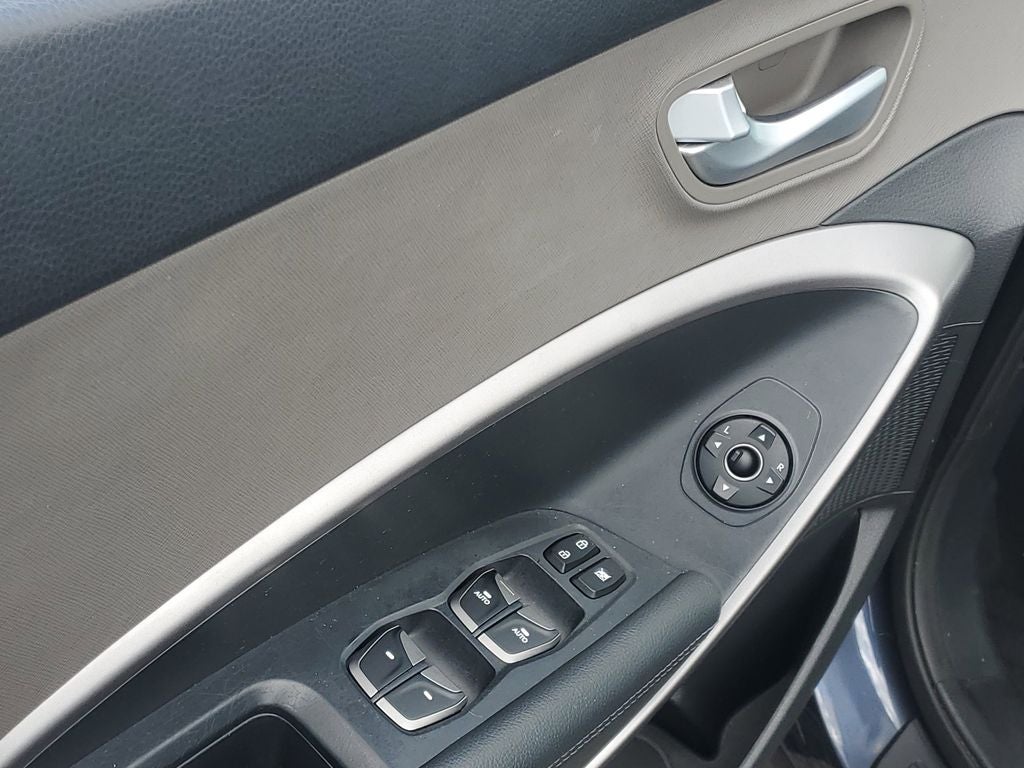 2015 Hyundai SANTA FE SPORT Base