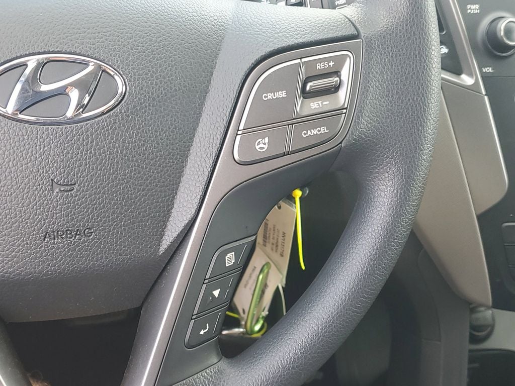 2015 Hyundai SANTA FE SPORT Base