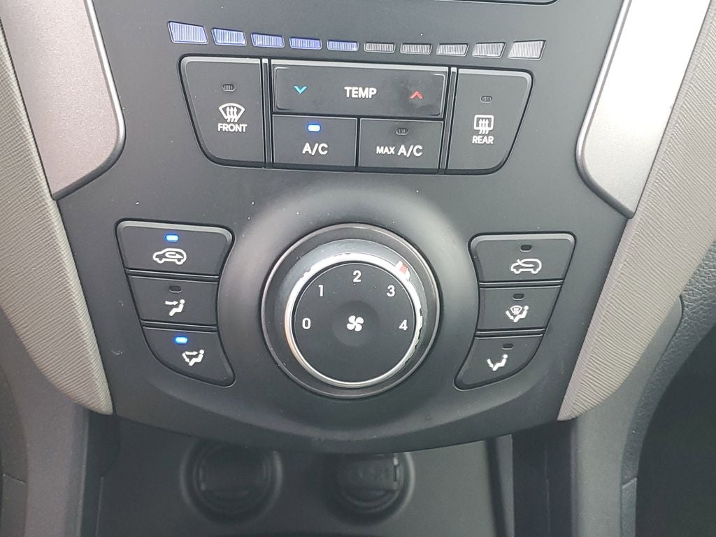 2015 Hyundai SANTA FE SPORT Base