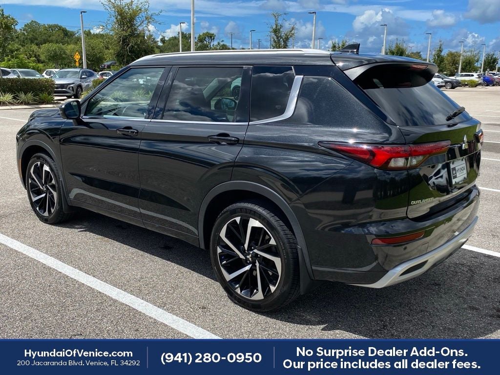 2023 Mitsubishi Outlander SEL