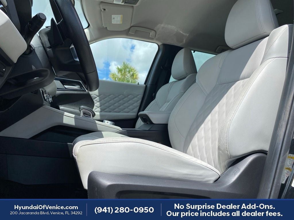 2023 Mitsubishi Outlander SEL