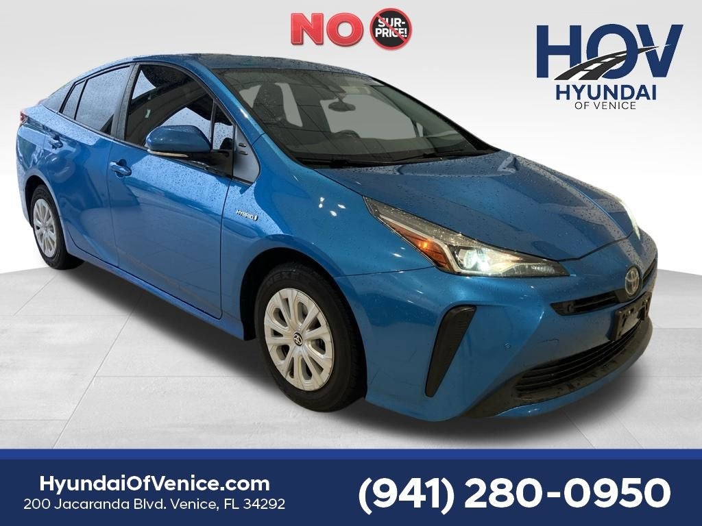 2022 Toyota Prius LE