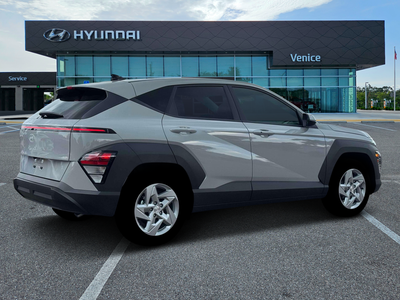 2026 Hyundai KONA SE FWD