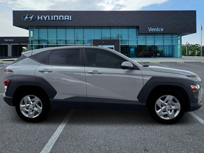 2026 Hyundai KONA SE FWD