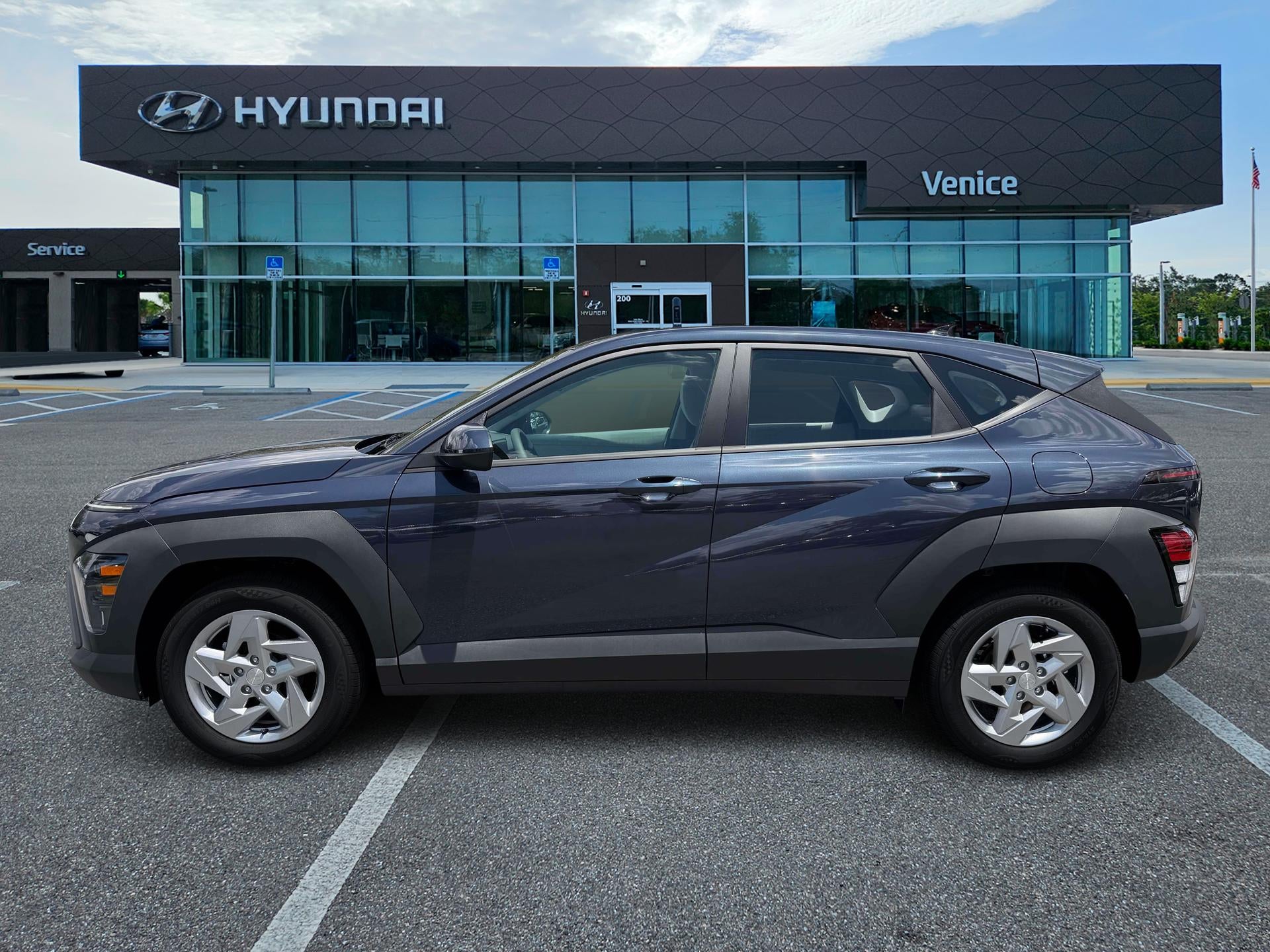2027 Hyundai KONA SE FWD