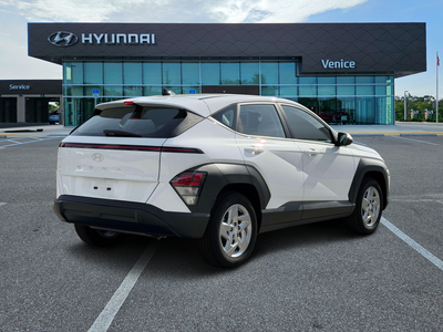 2027 Hyundai KONA SE FWD