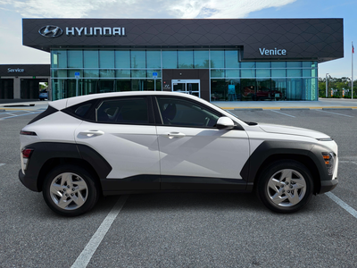 2027 Hyundai KONA SE FWD