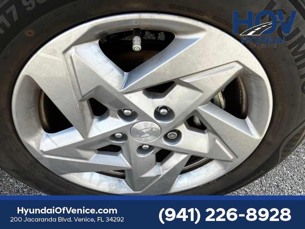 2024 Hyundai KONA SE