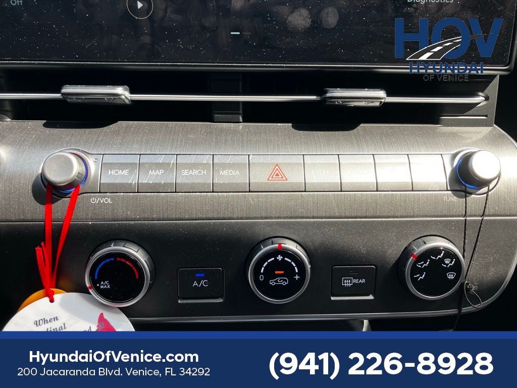 2024 Hyundai KONA SE