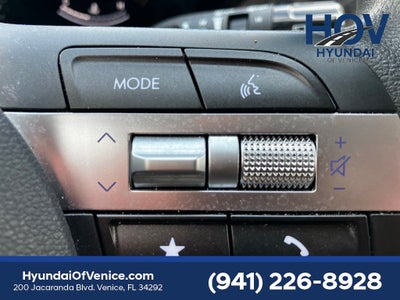 2024 Hyundai KONA SE