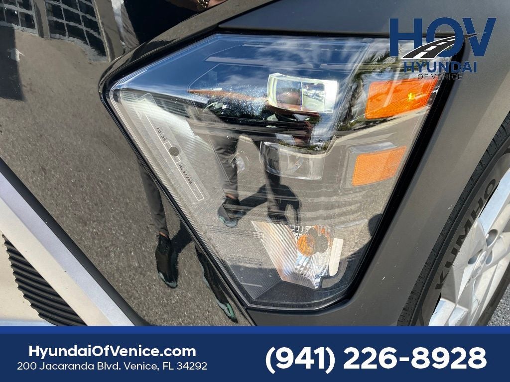 2024 Hyundai KONA SE