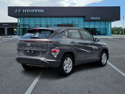 2027 Hyundai KONA SE FWD