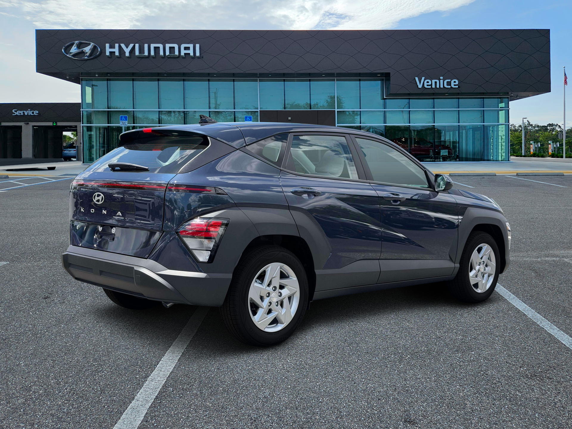2027 Hyundai KONA SE FWD