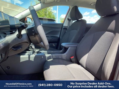 2026 Hyundai KONA SE