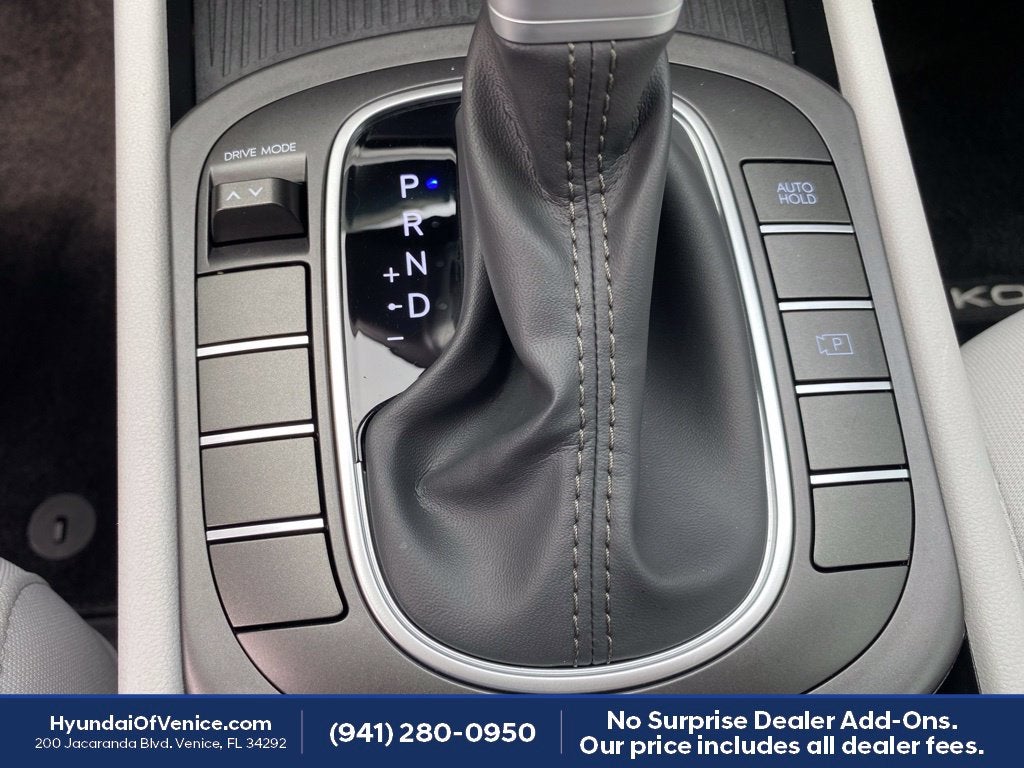 2025 Hyundai KONA SEL