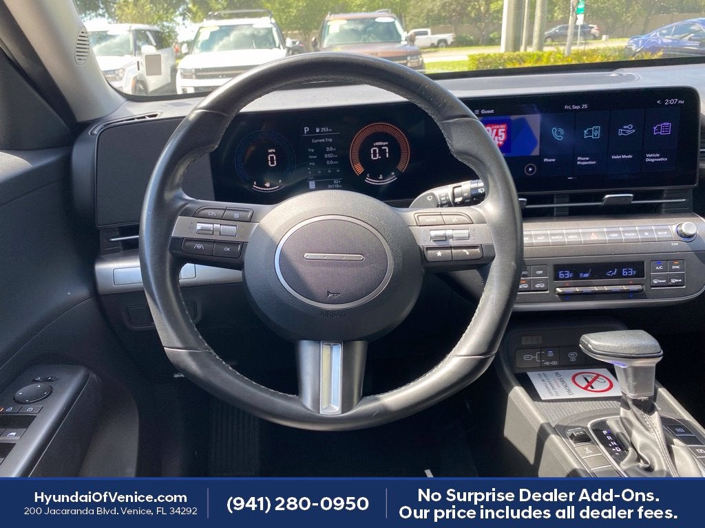 2025 Hyundai KONA SEL