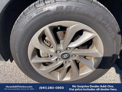 2016 Hyundai TUCSON SE