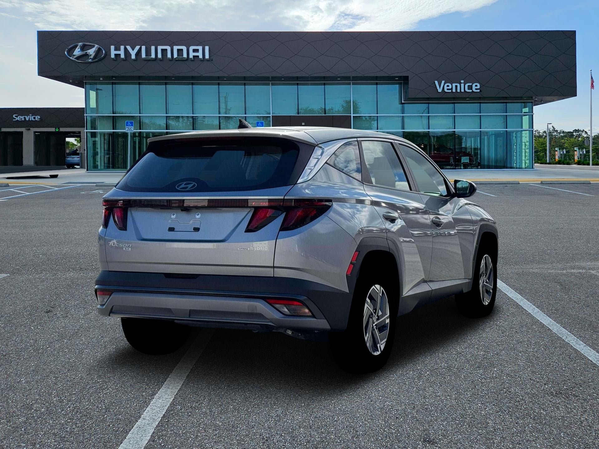 2026 Hyundai TUCSON HYBRID Blue SE