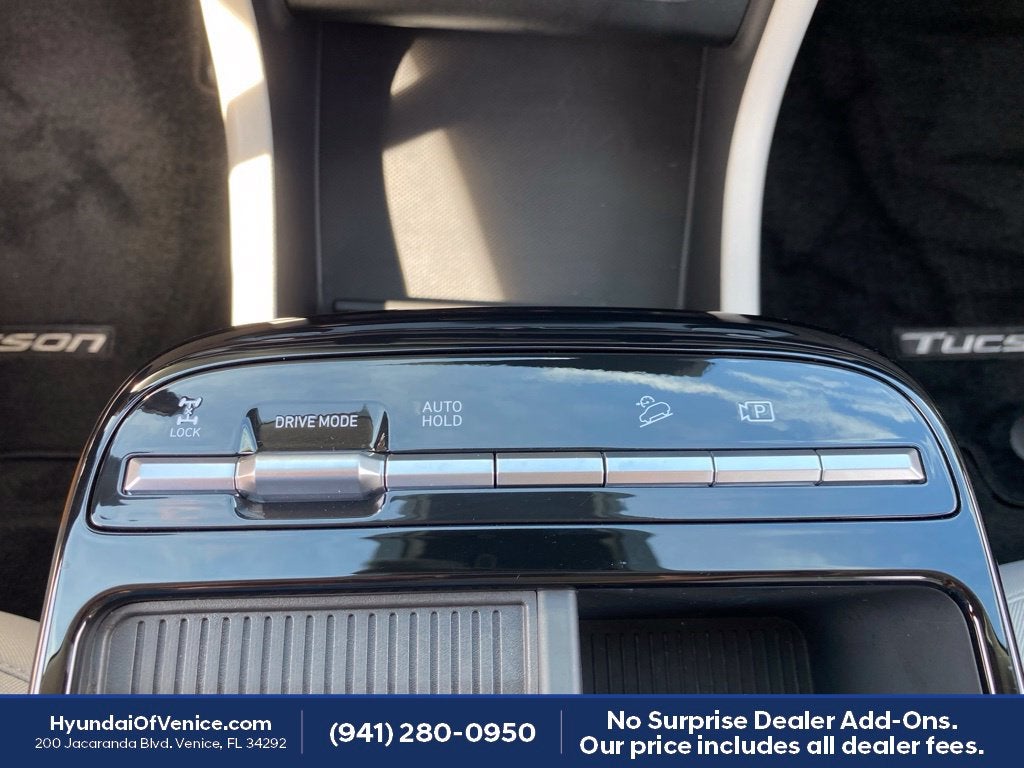 2026 Hyundai TUCSON HYBRID SEL