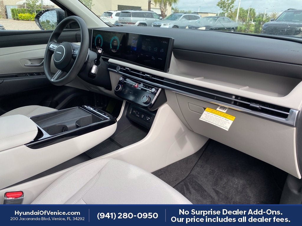 2026 Hyundai TUCSON HYBRID SEL