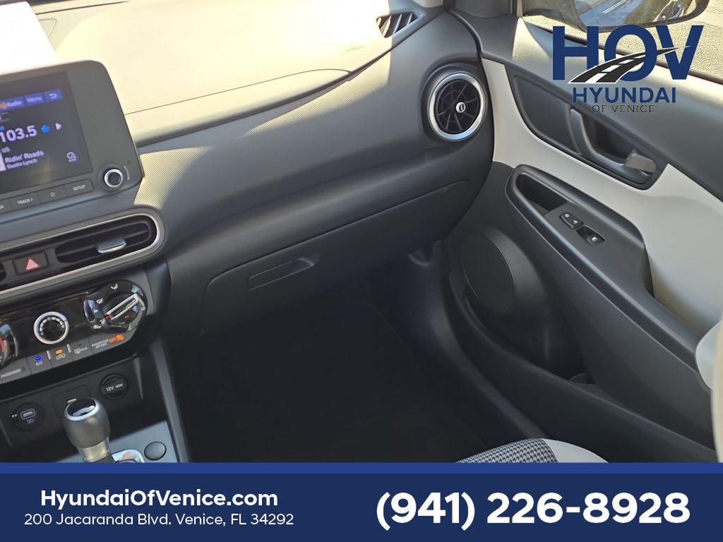 2022 Hyundai KONA SE