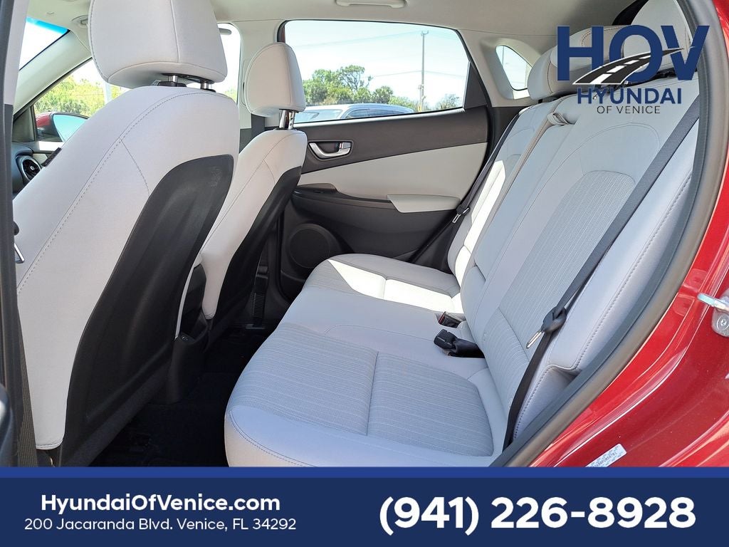 2023 Hyundai KONA SEL