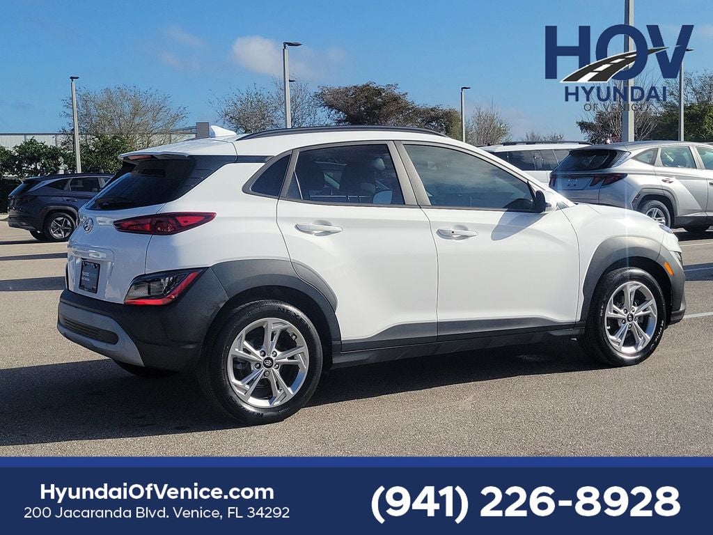 2022 Hyundai KONA SEL