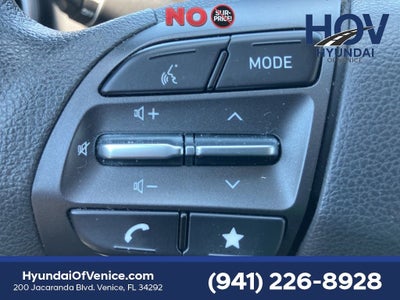 2023 Hyundai KONA SEL