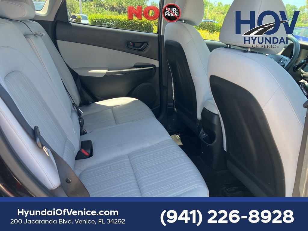 2023 Hyundai KONA SEL