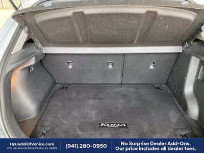 2023 Hyundai KONA SEL