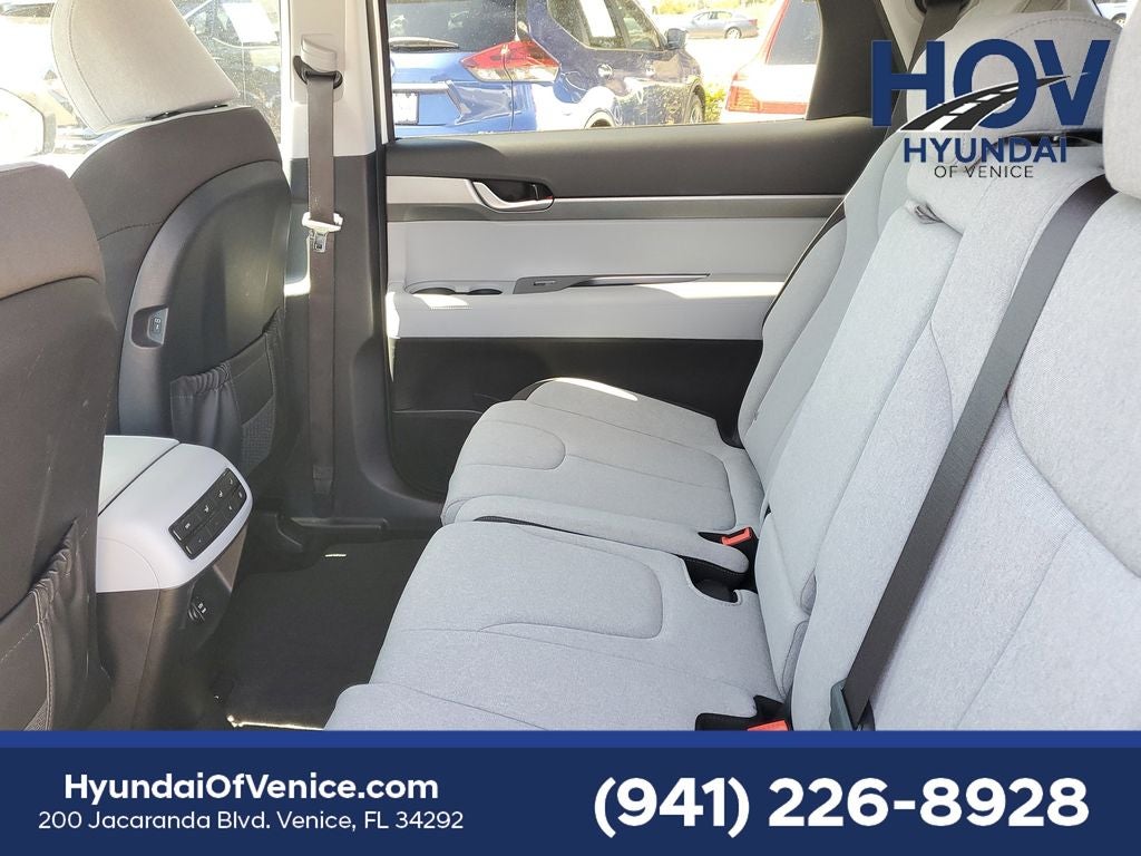 2023 Hyundai PALISADE SE