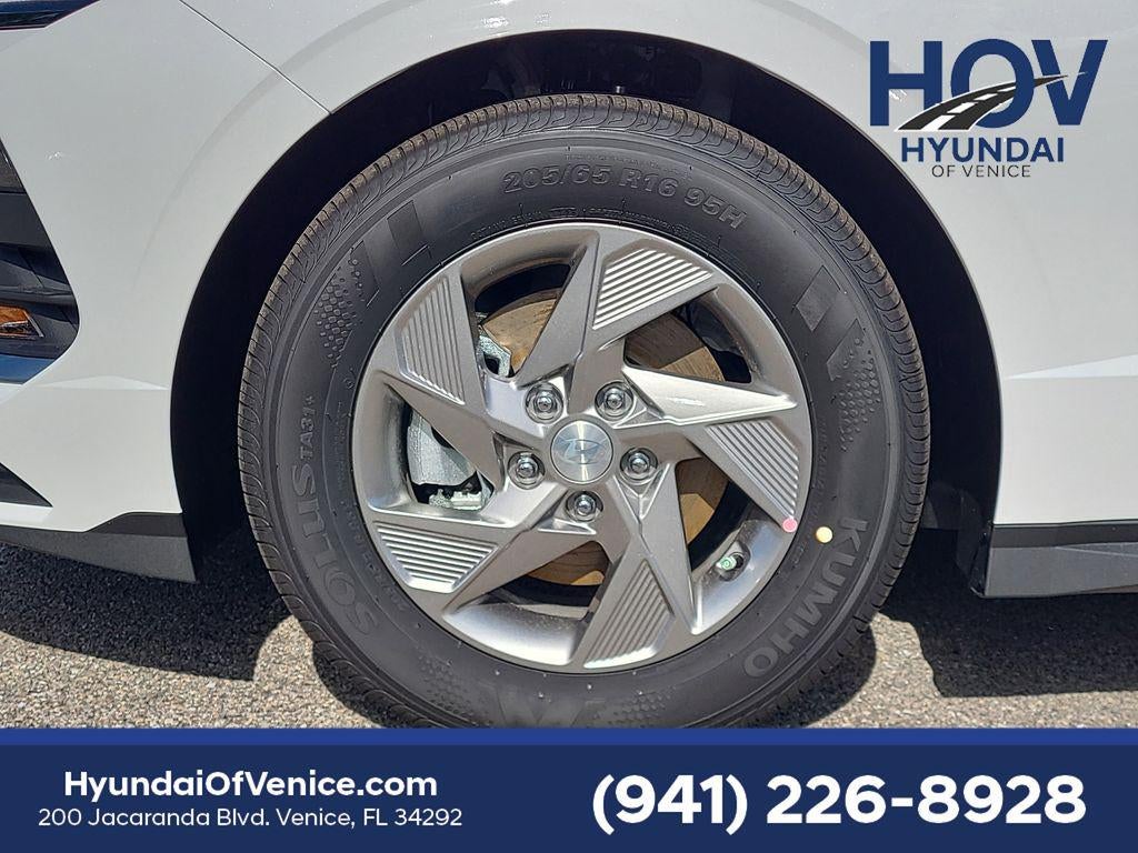 2025 Hyundai SONATA SE