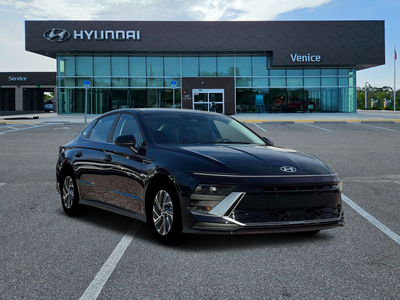 2026 Hyundai SONATA HYBRID Blue