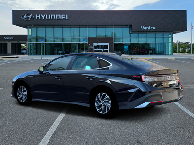2026 Hyundai SONATA HYBRID Blue