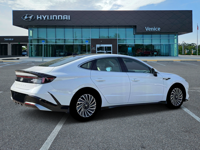 2026 Hyundai SONATA HYBRID SEL