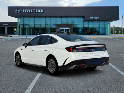 2026 Hyundai SONATA HYBRID SEL