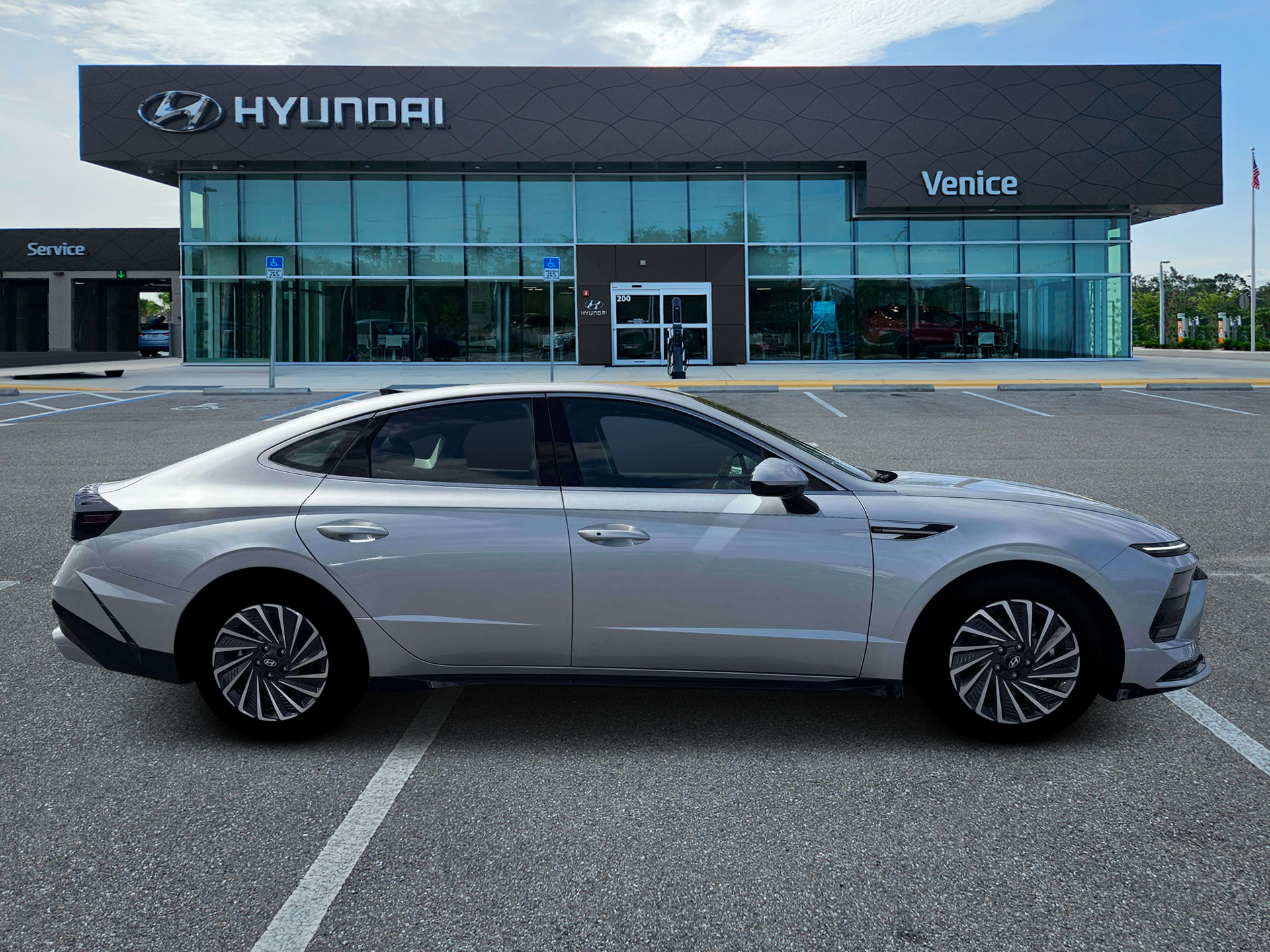 2026 Hyundai SONATA HYBRID SEL