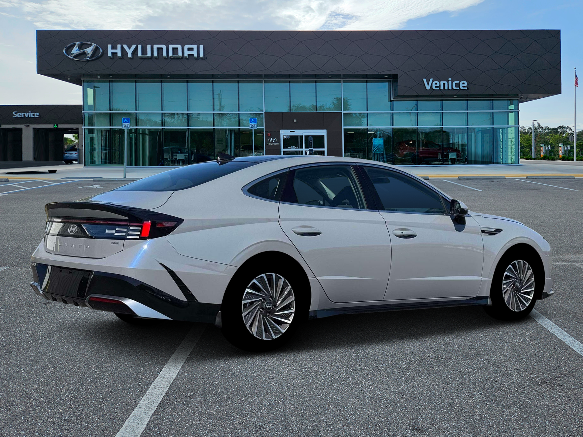 2026 Hyundai SONATA HYBRID SEL