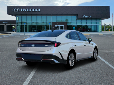 2026 Hyundai SONATA HYBRID SEL