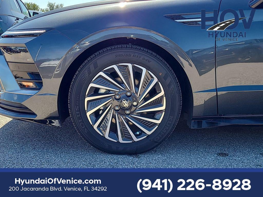 2025 Hyundai SONATA HYBRID SEL