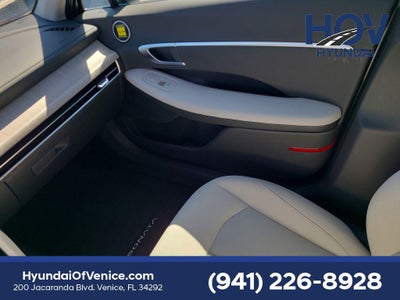 2025 Hyundai SONATA HYBRID SEL
