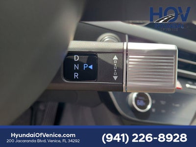 2025 Hyundai SONATA HYBRID Limited