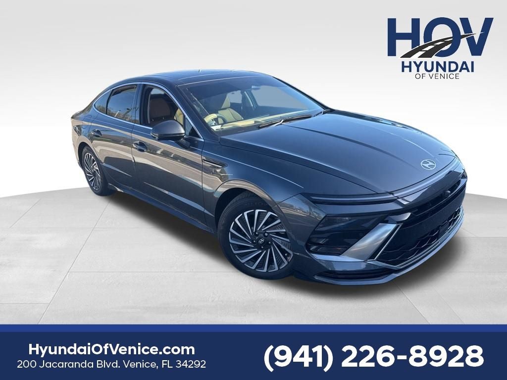2025 Hyundai SONATA HYBRID Limited
